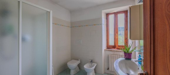 6 rooms House in Castel del Piano, Italy No. 79798 27