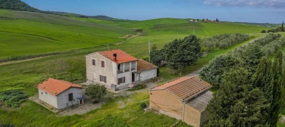 6 rooms House in Castel del Piano, Italy No. 79798 16