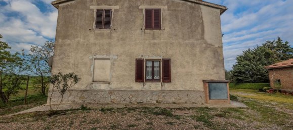 6 rooms House in Castel del Piano, Italy No. 79798 5