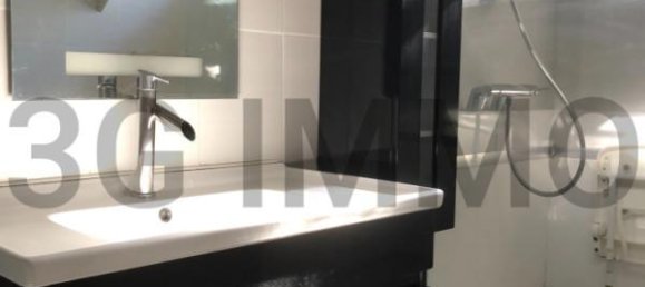 Casa de 3 dormitorios en Uzes, France No. 203480 5