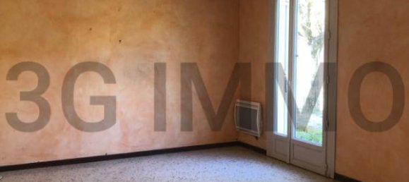 Casa de 3 dormitorios en Uzes, France No. 203480 3