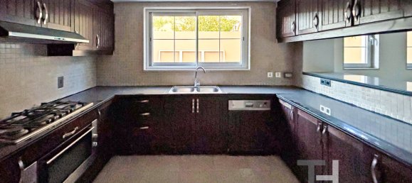 Вилла с 3 спальнями в Jumeirah Park, ОАЭ № 95714 6