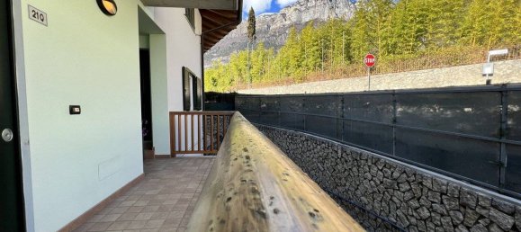 Квартира с 2 спальнями в Вальелаги, Италия № 223269 58