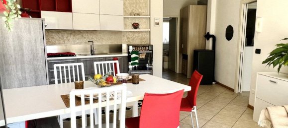 Квартира с 2 спальнями в Вальелаги, Италия № 223269 17