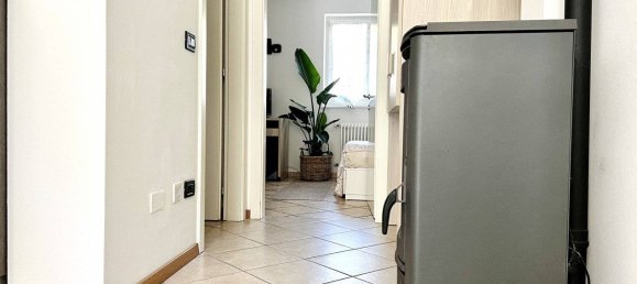 Квартира с 2 спальнями в Вальелаги, Италия № 223269 50