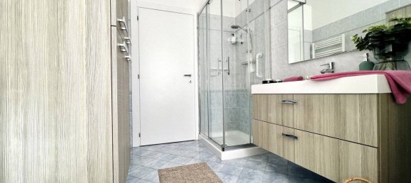 Квартира с 2 спальнями в Вальелаги, Италия № 223269 43