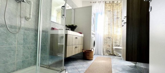 Квартира с 2 спальнями в Вальелаги, Италия № 223269 18