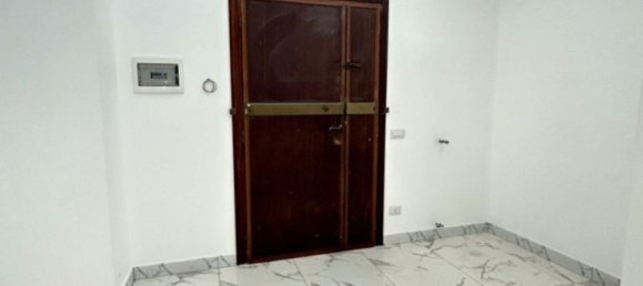 4 rooms Apartment in Rome, Italy No. 16864 24