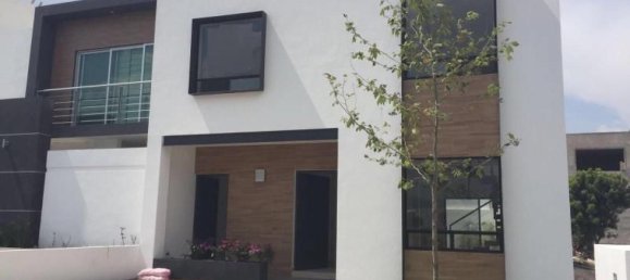 Casa de 3 dormitorios en Querétaro, Mexico No. 156217 2