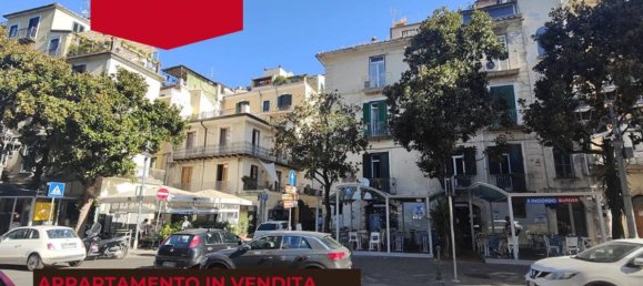 3 bedrooms Apartment in Salerno, Italy No. 360002 2