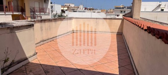 Edificio de 5 habitaciónes en Valenzano, Italy No. 289535 4