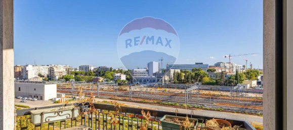 Квартира с 3 спальнями в Бари, Италия № 356164 27