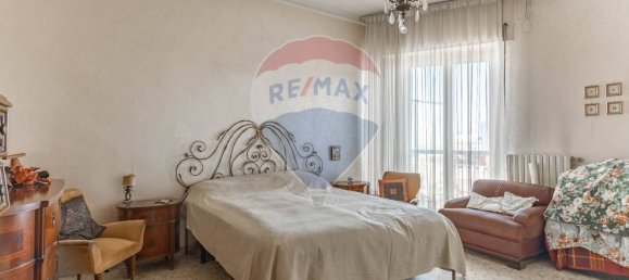 Квартира с 3 спальнями в Бари, Италия № 356164 18