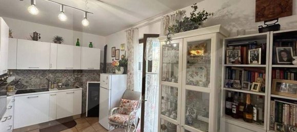 Вилла с 4 комнатами в Чампино, Италия № 30460 5