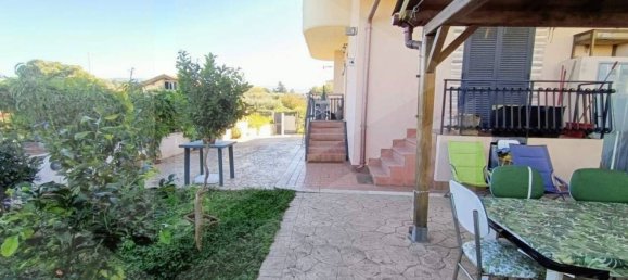 Вилла с 4 комнатами в Чампино, Италия № 30460 20