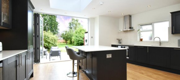 3 bedrooms House in Beckenham, United Kingdom No. 907 3