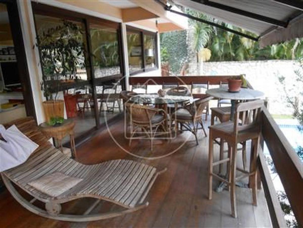 4 bedrooms House in Rio de Janeiro, Brazil No. 556402