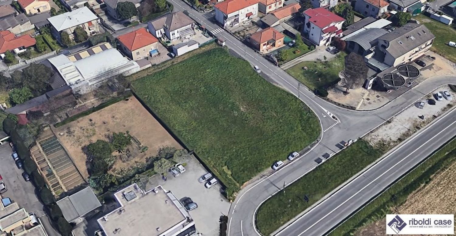 Grundstück in Barlassina, Italy 2976m², Nr. 176897