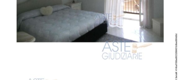 2 rooms Apartment in Naples, Italy No. 261169 4