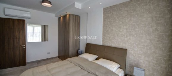 3 bedrooms Penthouse in Saint Julian's, Malta No. 9451 46