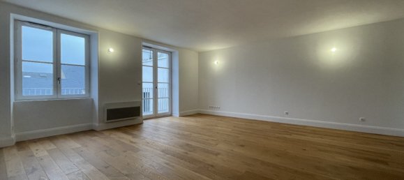 3 bedrooms Duplex in Orleans, France No. 92135 2