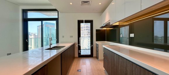 Apartamento T2 em Tourist Club Area, UAE N.º 38000 11