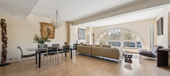 3 bedrooms Apartment in Paris, France No. 162837 5