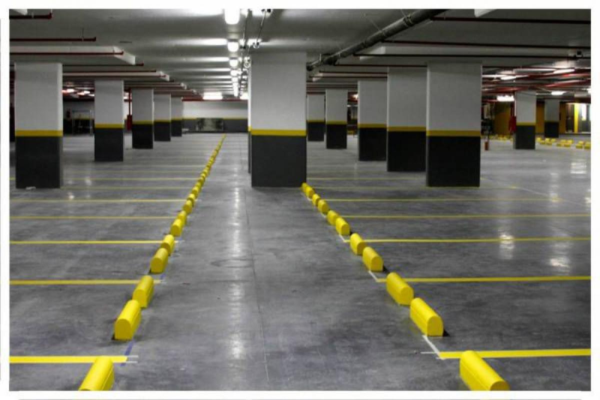  Warehouse in Almirante Brown, Argentina No. 109631