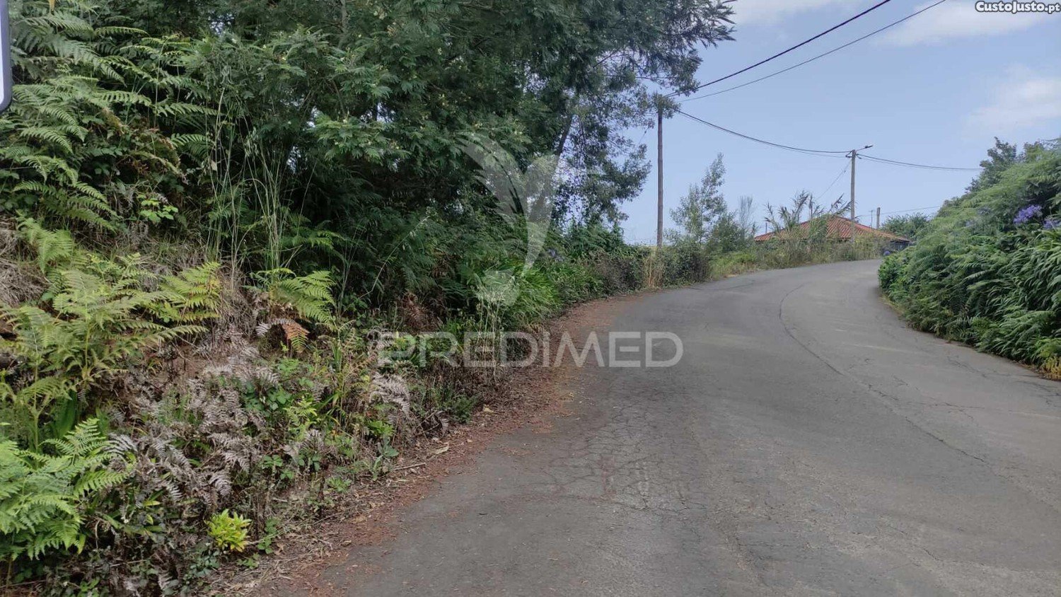 1080m² Land in Santana, Portugal No. 89508