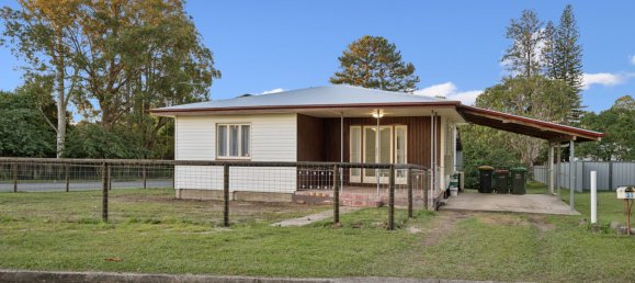 3 chambres Maison à Woodford, Australia No. 188 14
