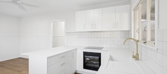 3 chambres Maison à Woodford, Australia No. 188 4