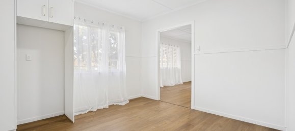 3 chambres Maison à Woodford, Australia No. 188 6