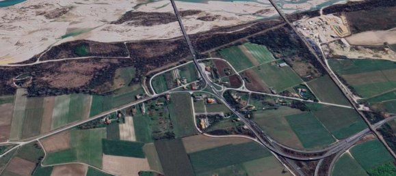 Edificio en Pordenone, Italy 2869 m² No. 299011 13