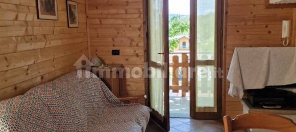 4 Schlafzimmer Villa in Montecreto, Italy, Nr. 215677 12
