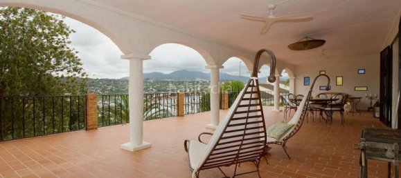 4 bedrooms Villa in Coin, Spain No. 122119 6