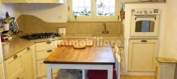 4 bedrooms Villa in Massa, Italy No. 76190 17