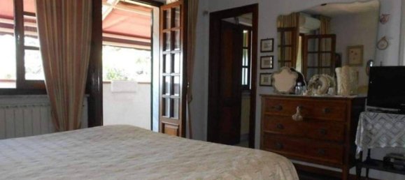 4 bedrooms Villa in Massa, Italy No. 76190 21