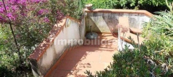 4 bedrooms Villa in Massa, Italy No. 76190 24