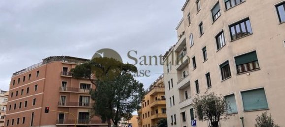 6 rooms Apartment in Rome, Italy No. 66690 3