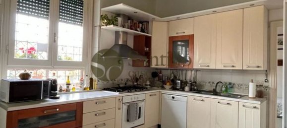 6 rooms Apartment in Rome, Italy No. 66690 25