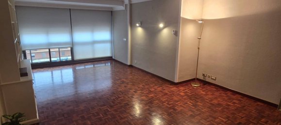 4 bedrooms Apartment in Valencia, Spain No. 158365 2