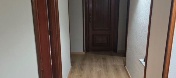 4 bedrooms Apartment in Valencia, Spain No. 158365 5