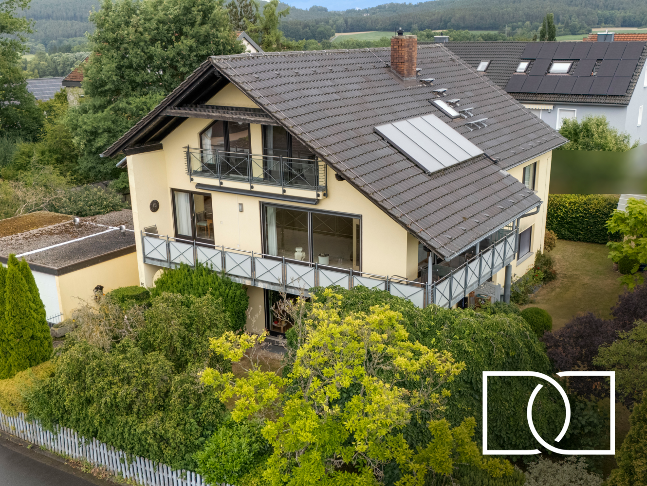 7 bedrooms Townhouse in Bayreuth, Germany No. 318097