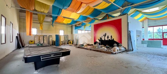 Armazém de 10 divisões em Peschiera del Garda, Italy N.º 158760 14