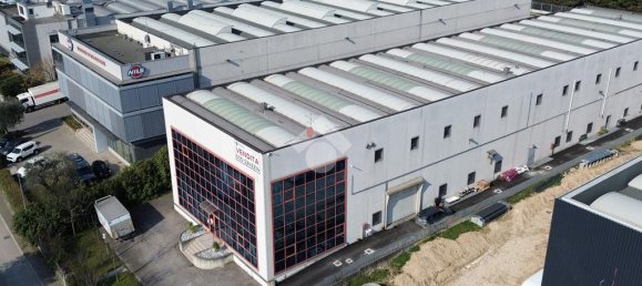 Armazém de 10 divisões em Peschiera del Garda, Italy N.º 158760 24