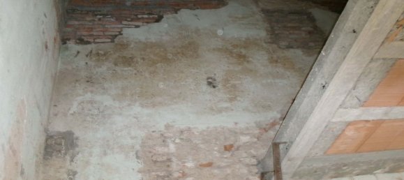 11 rooms House in Monsano, Italy No. 19723 13