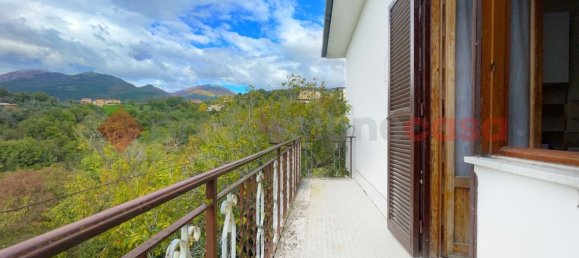 6 rooms House in Cantalice, Italy No. 5762 18