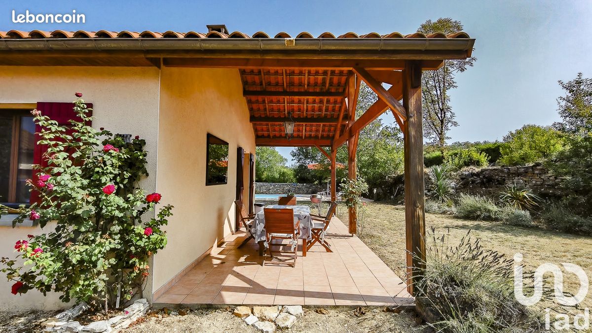 3 bedrooms House in Daglan, France No. 108627