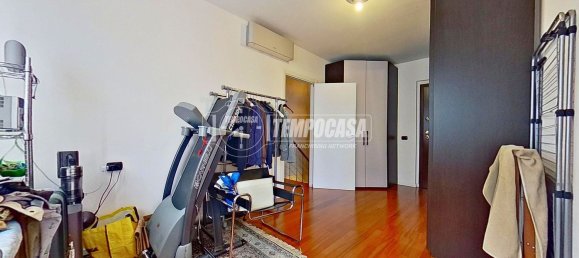 Duplex de 3 divisões em Legnano, Italy N.º 261220 29