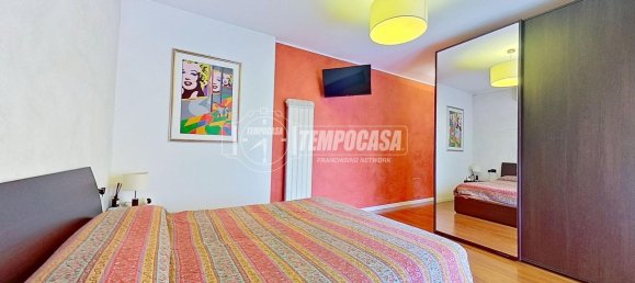 Duplex de 3 divisões em Legnano, Italy N.º 261220 20
